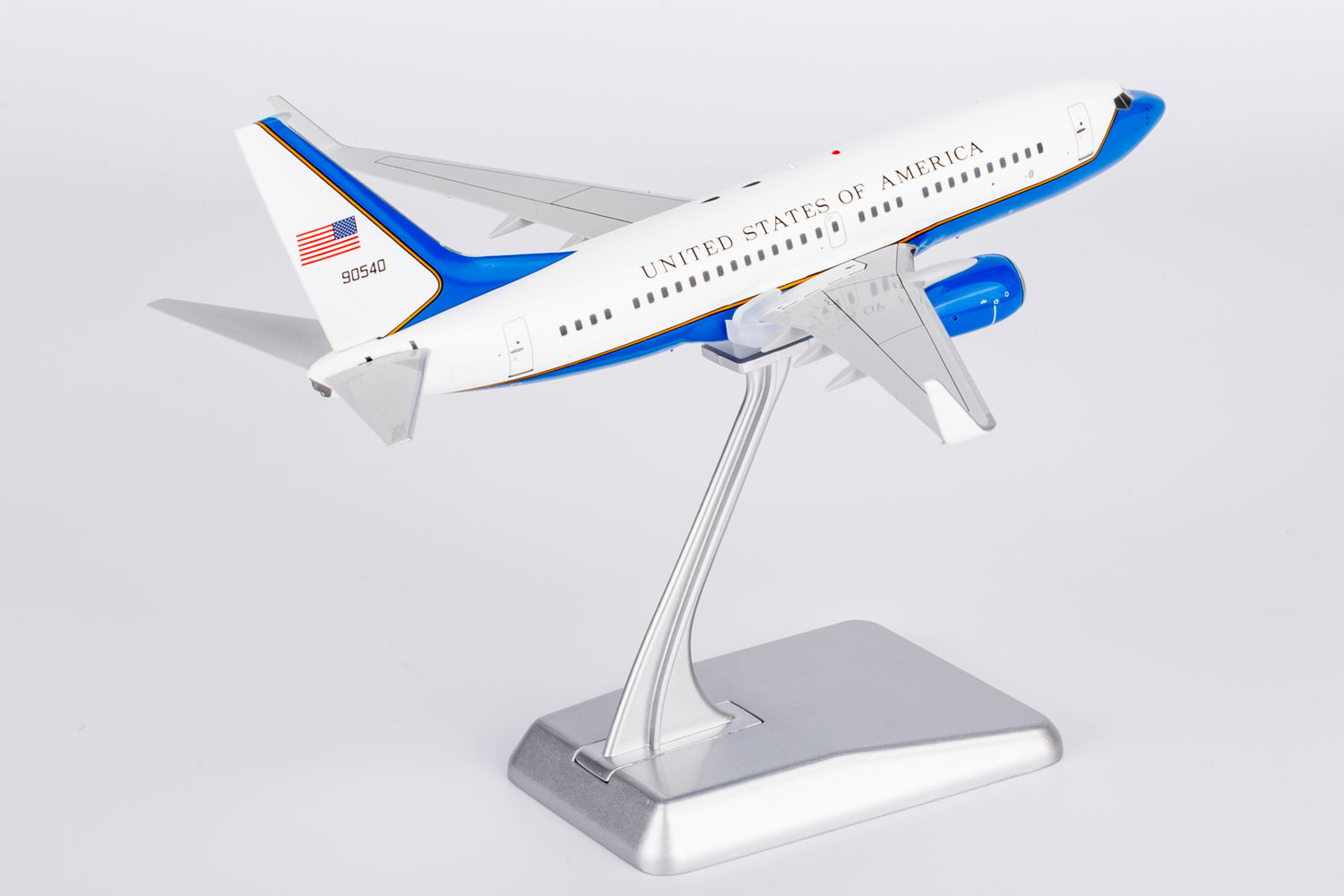 NG Models USA - Air Force C-40C (Boeing 737-700 BBJ) 09-0540 1/200 Scale