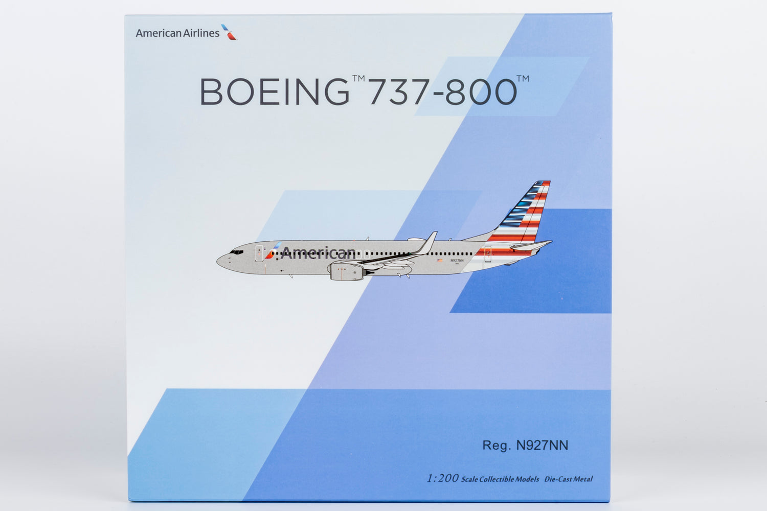 NG Models American Airlines Boeing 737-800/w N927NN 1/200 Aircraft Scale Model