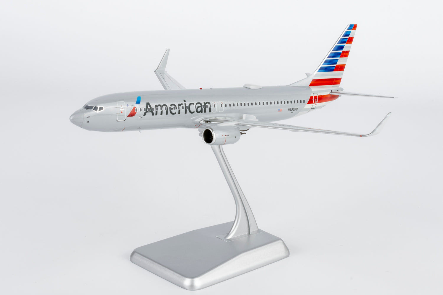 NG Models American Airlines Boeing 737-800/w N355PU 1/200 Aircraft Scale Model