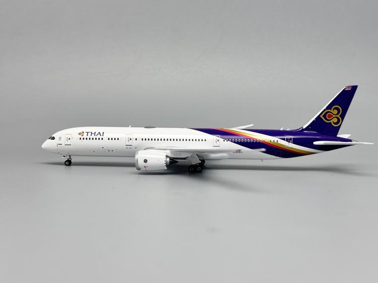 Phoenix Thai Airways Boeing B787-9 HS-TWC 1/400 Aircraft Scale Model