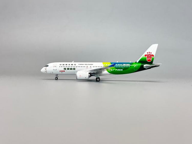 Phoenix China Southern COMAC C919 B-657X 1/400 Aircraft Scale Model