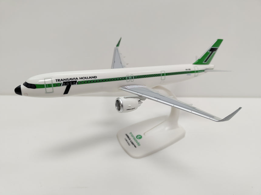 PPC Models Transavia Retro Airbus A321 Neo PH-YHD 1/200 Aircraft Scale Model