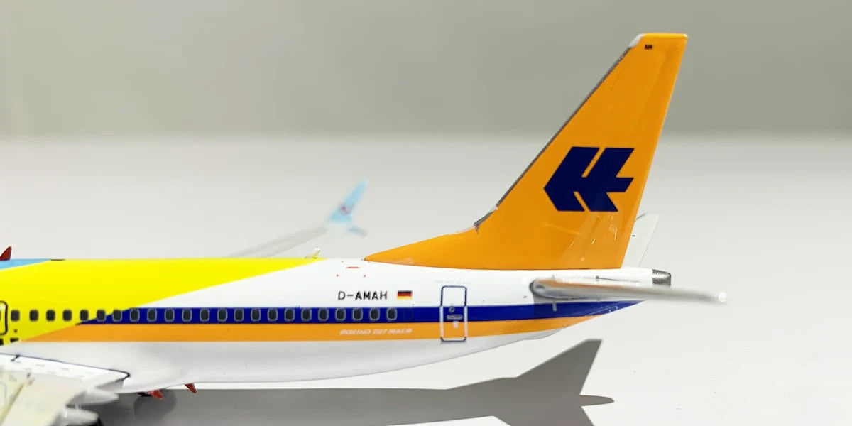 Phoenix TUI Boeing 737Max8 D-AMAH 1/400 Aircraft Scale Model