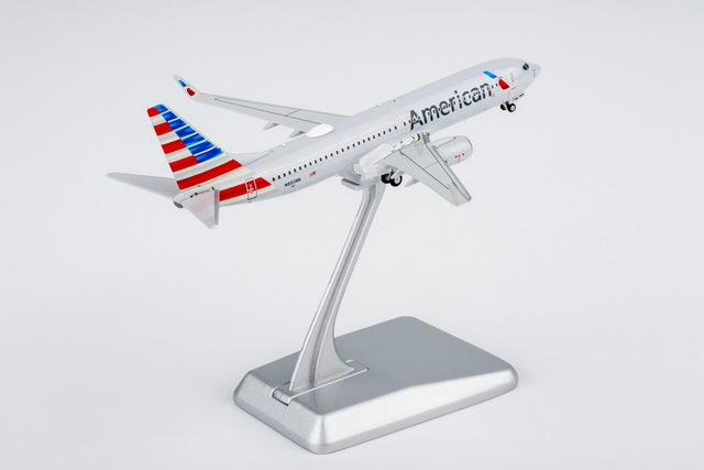 NG Models American Airlines Boeing 737-800 N883NN Ultimate 1/400 Aircraft Scale Model