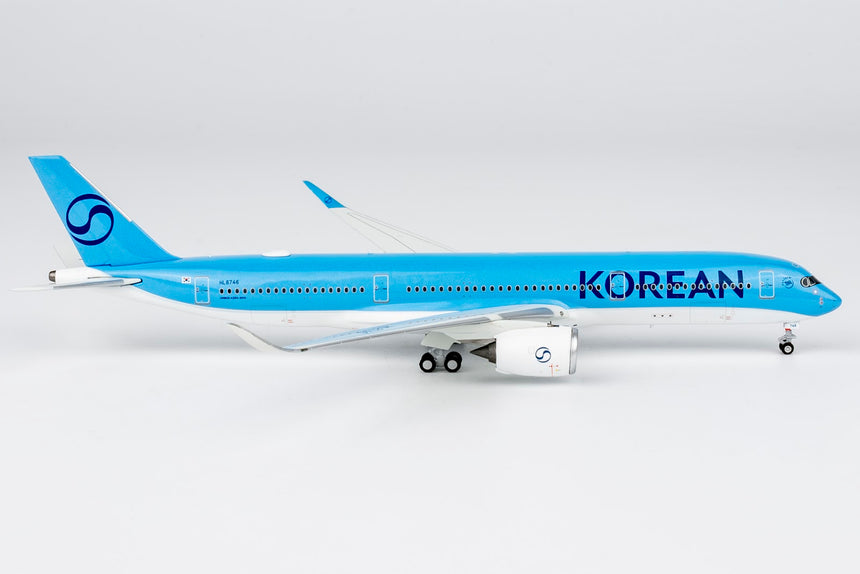 NG Models Korean Air Airbus A350-900 HL8746 New Livery; (Ultimate) 1/400 Aircraft Scale Model