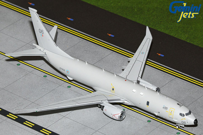 GeminiJets RAF Poseidon Boeing 737 MRA1 ZP806 1/200 Scale