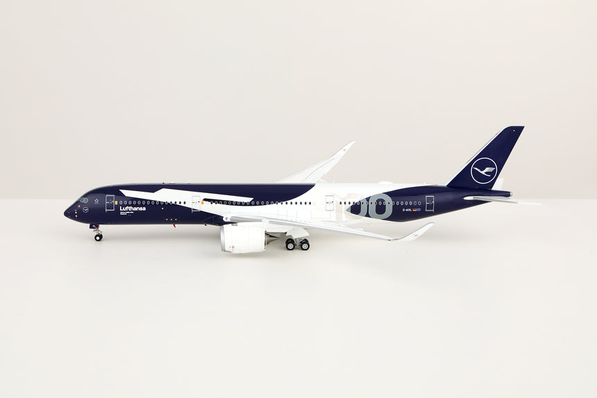 SQ Wings Lufthansa Airbus A350-900 D-AIXL 1/200 Aircraft Scale Model