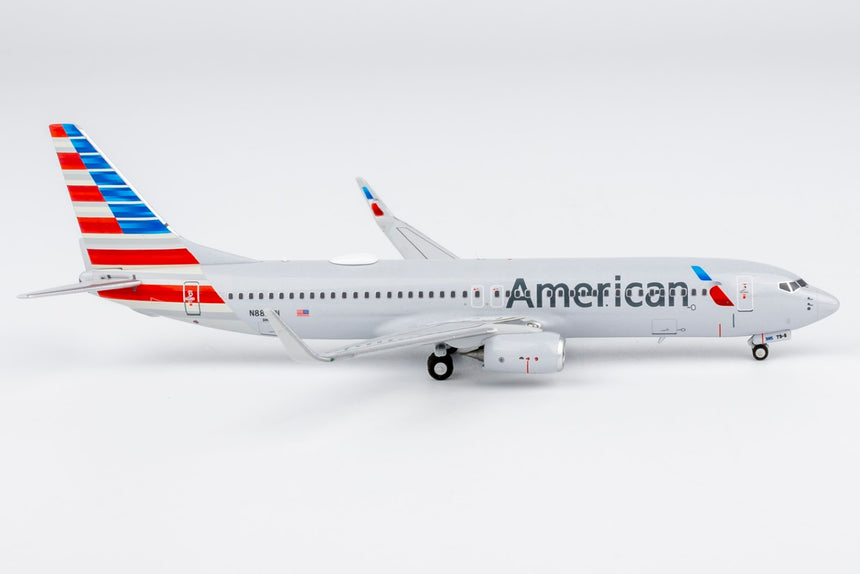 NG Models American Airlines Boeing 737-800 N883NN Ultimate 1/400 Aircraft Scale Model