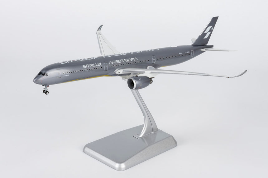 NG Models Starlux Airlines Airbus A350-1000 B-58553 (Airsorayama Silver) Ultimate 1/400 Aircraft Scale Model