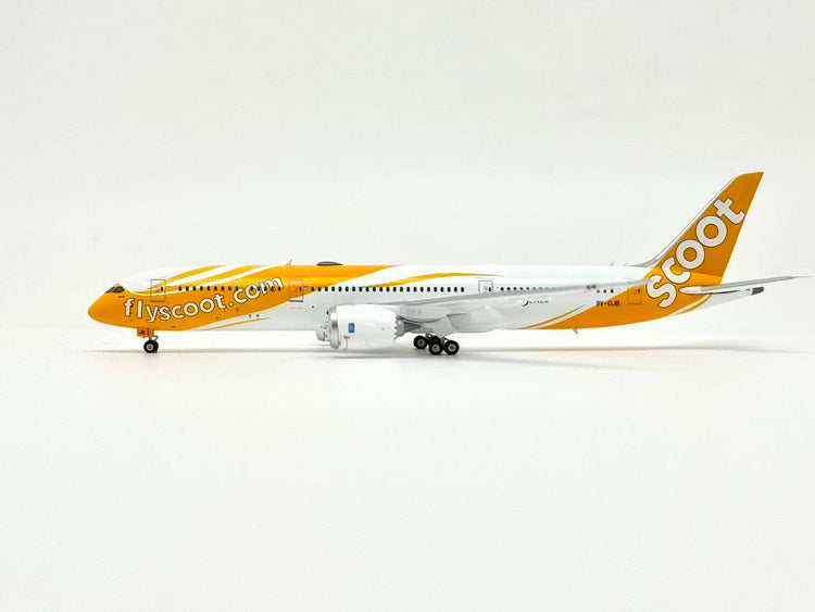 Phoenix Scoot Boeing B787-9 9V-OJB 1/400 Aircraft Scale Model