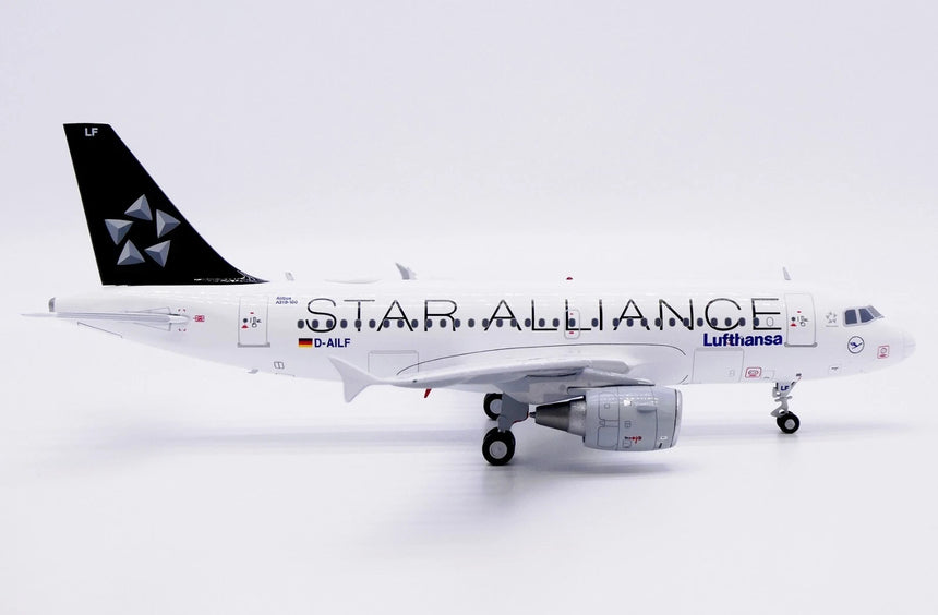 JC Wings Lufthansa Airbus A319 "Star Alliance" (D-AILF) 1/200 Aircraft Scale Model
