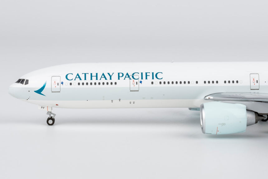 NG Models Cathay Pacific Airways Boeing 777-300ER B-KPF Ultimate 1/400 Aircraft Scale Model