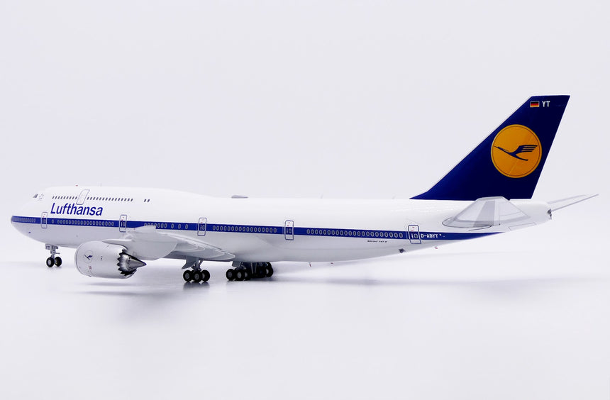 JC Wings Lufthansa Boeing 747-8i Retro D-ABYT 1/200 Aircraft Scale Model