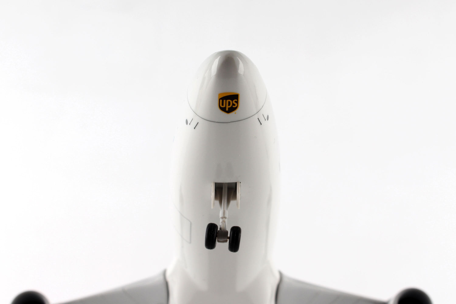 SkyMarks UPS Boeing 747-400F With Gear 1/200 Scale