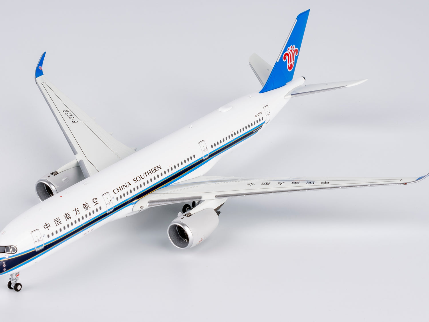 NG Models China Southern Airlines Airbus A350-900 B-32FR 1/400 Scale