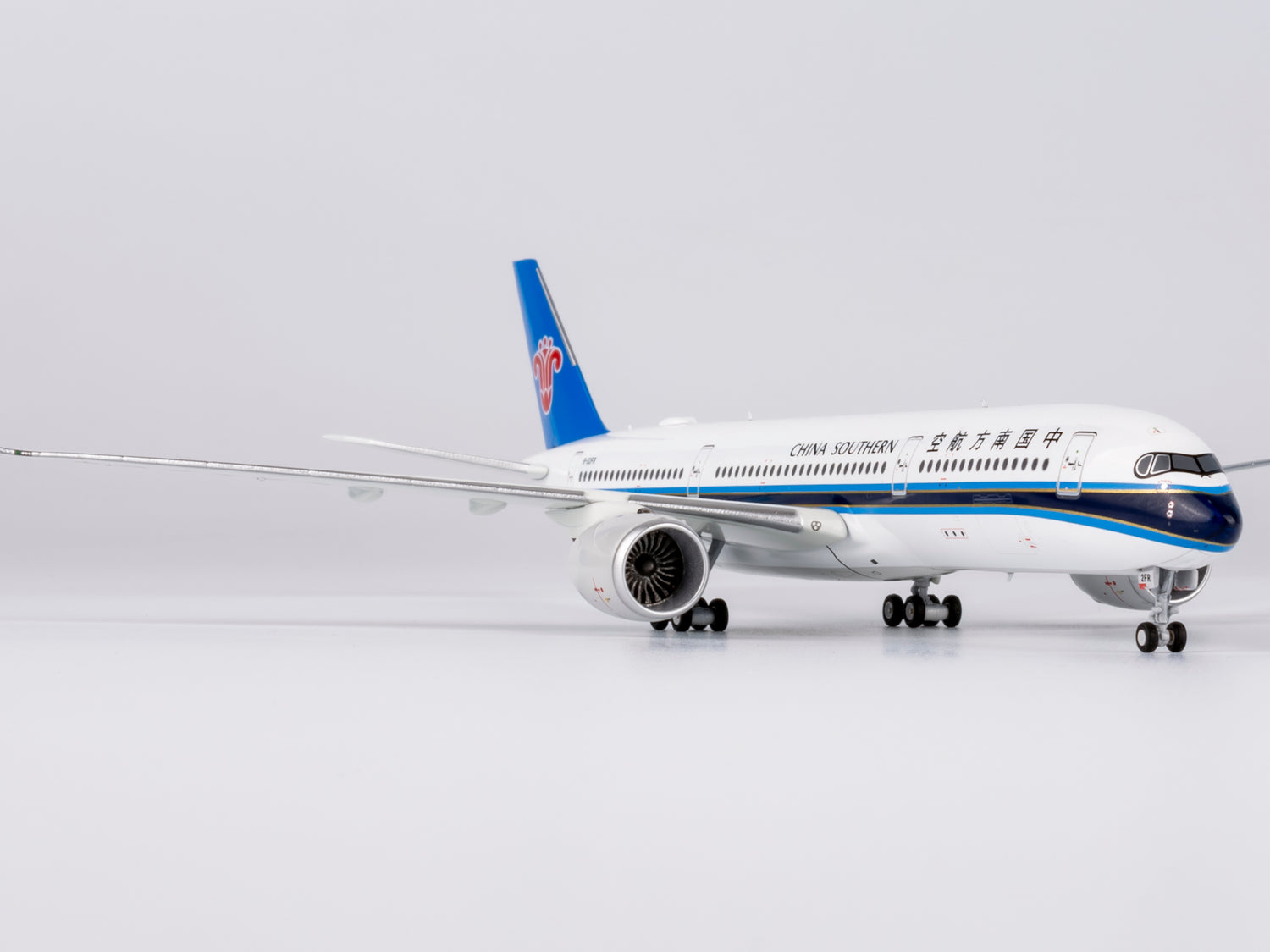 NG Models China Southern Airlines Airbus A350-900 B-32FR 1/400 Scale