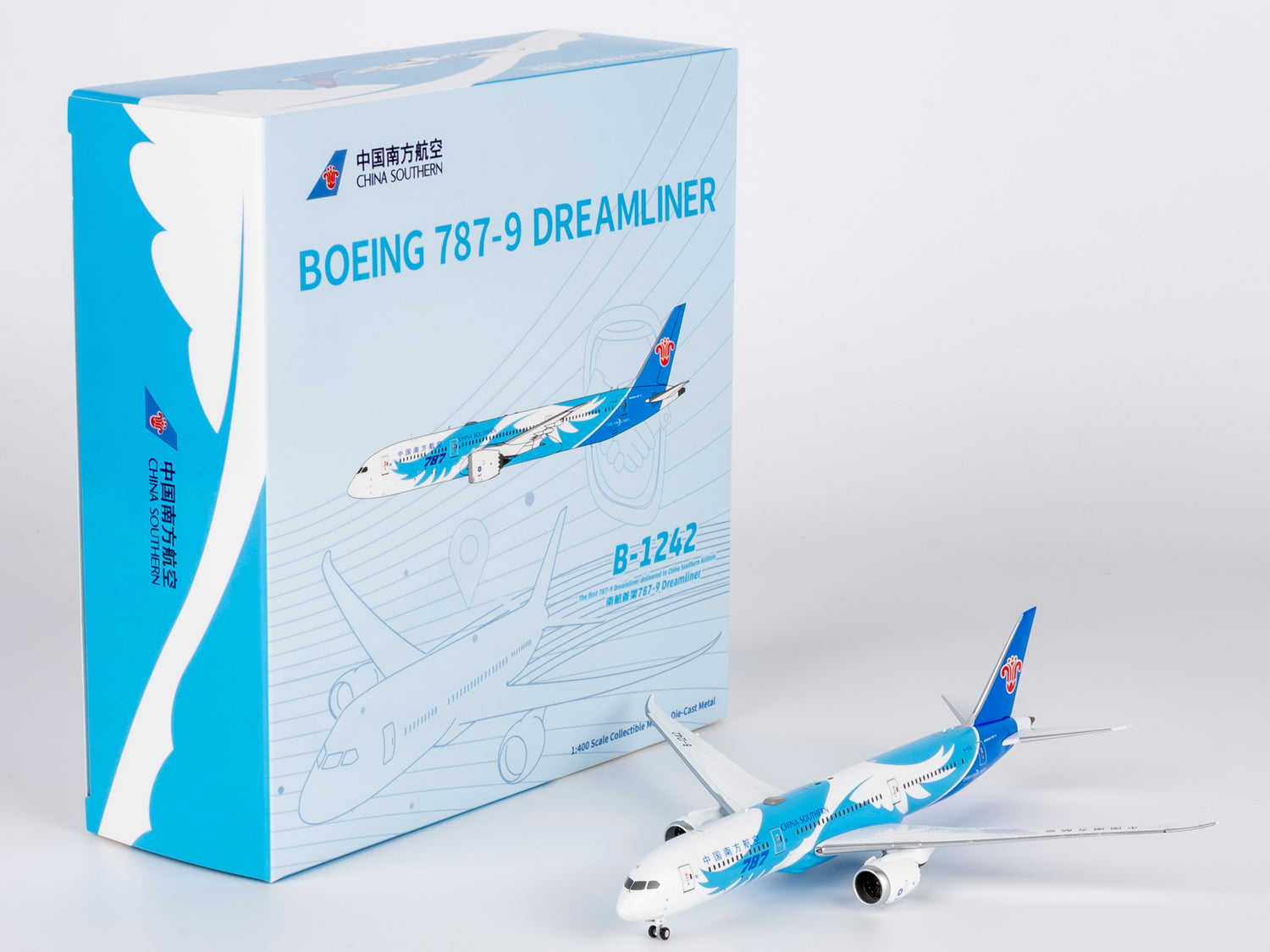 NG Models China Southern Airlines the 1st 787-9 introduced by CZ Boeing 787-9 Dreamliner B-1242 1/400 Aircraft Scale Model