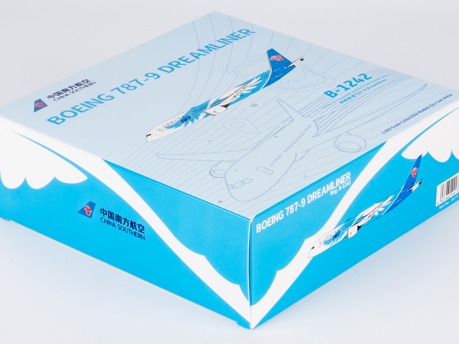 NG Models China Southern Airlines the 1st 787-9 introduced by CZ Boeing 787-9 Dreamliner B-1242 1/400 Aircraft Scale Model