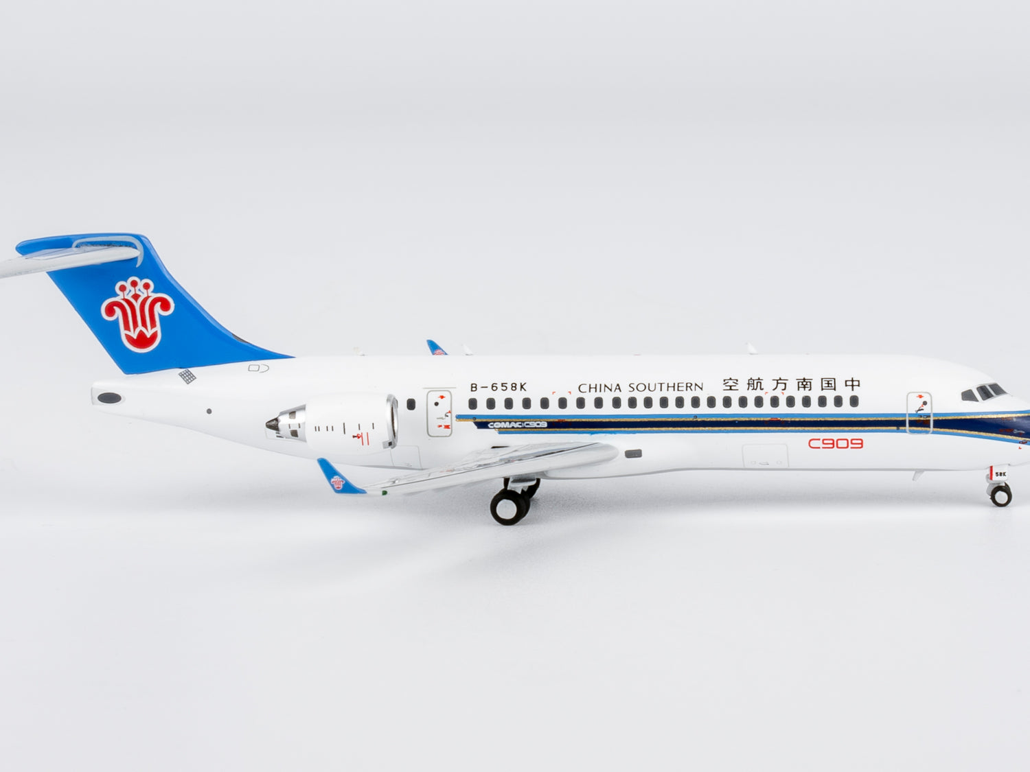 NG Models China Southern Airlines COMAC C909 B-658K 1/400 Aircraft Scale Model