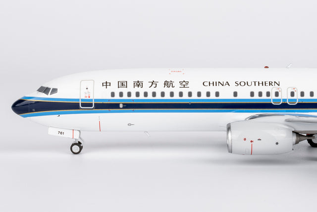 NG Models China Southern Airlines Boeing 737-800/w B-5761 1/200 Aircraft Scale Model