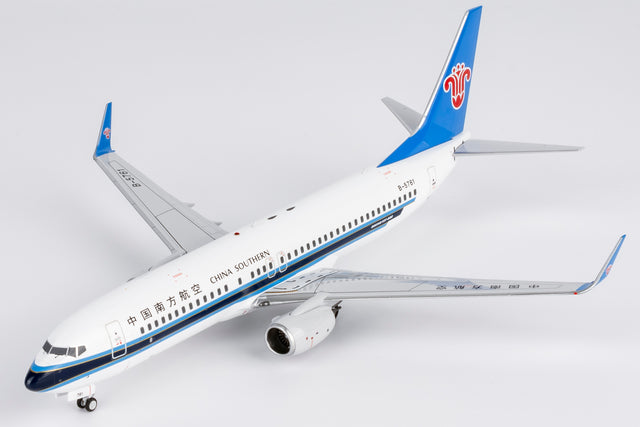 NG Models China Southern Airlines Boeing 737-800/w B-5761 1/200 Aircraft Scale Model