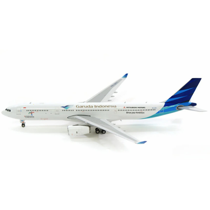 Phoenix Garuda Indonesia Airbus A330-300 PK-GPY 1/400 Aircraft Scale Model