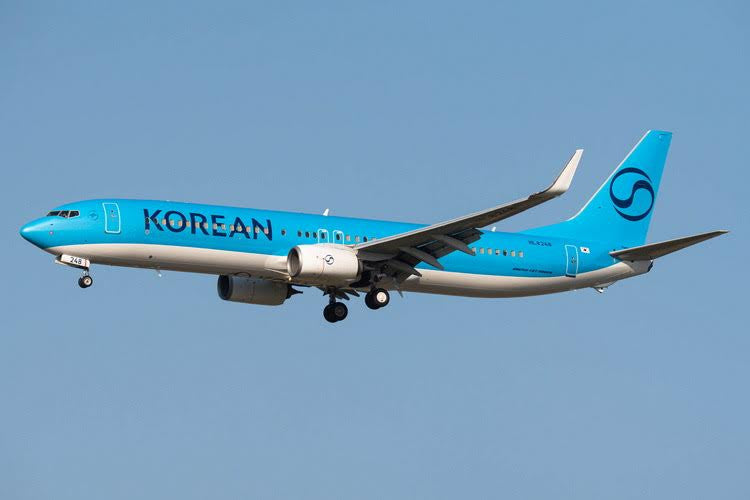 Phoenix Korean Air Boeing B737-900 HL8248 1/400 Scale