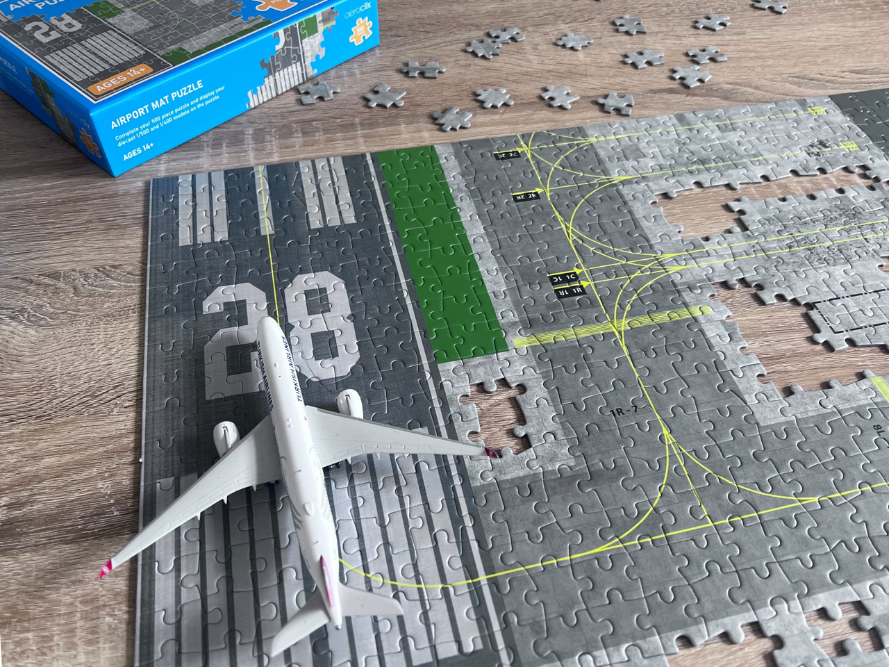 AMS 1/400 & 1/500 Scale 500pc Airport Display Mat Jigsaw Puzzle