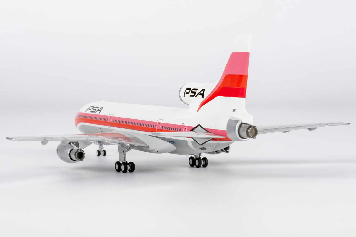 NG Models PSA - Pacific Southwest Airlines L-1011-1 N10114 (with Extra Underbody Fairing) 1/400 Scale