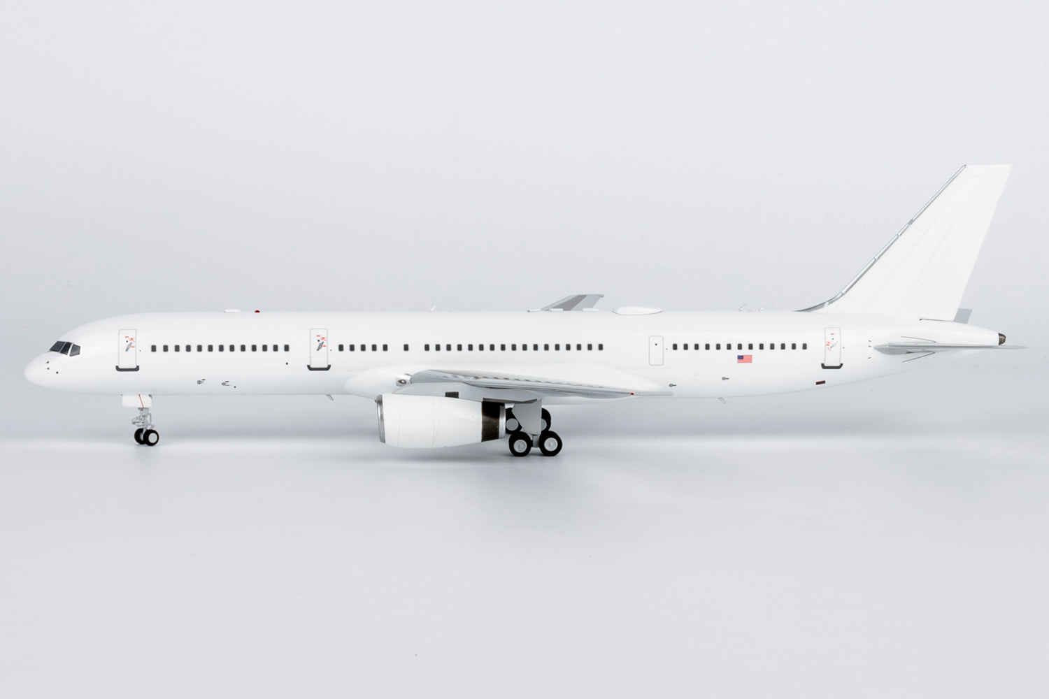 NG Models USA - Air Force C-32B (Boeing 757-200) 00-9001 1/200 Aircraft Scale Model
