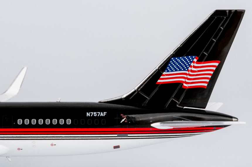 NG Models The Trump Organization (with National Flag on Tail) Boeing 757-200/w N757AF 1/400 Aircraft Scale Model