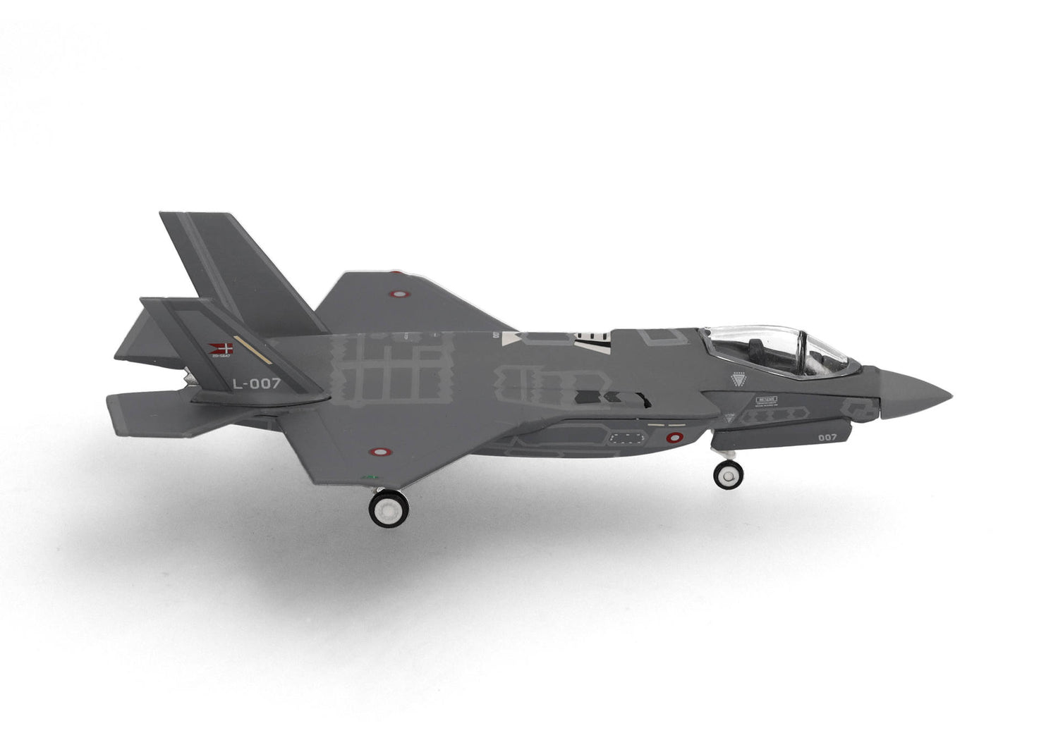 Herpa Royal Danish Air Force Lockheed Martin F-35A Lightning II - Eskadrille 727, Skrydstrup AB - L-007 1/200 Scale