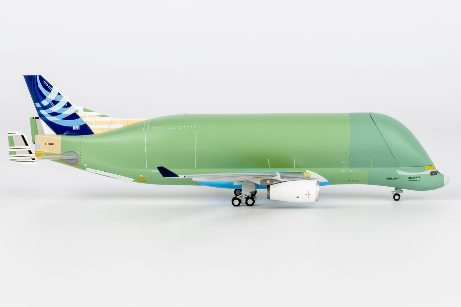NG Model Airbus Transport International Airbus A330-743L Airbus Beluga XL F-WBXL Primer color 1/400 Aircraft Scale Model
