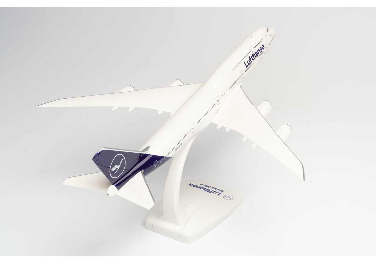 Herpa Lufthansa Boeing 747-8 Intercontinental - new 2018 colors 1/250 Aircraft Scale Model
