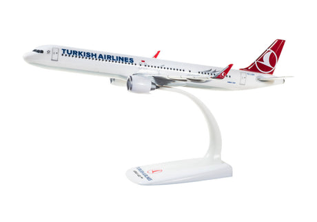 Herpa Turkish Airlines Airbus A321neo TC-LSA 1/200 Aircraft Scale Model