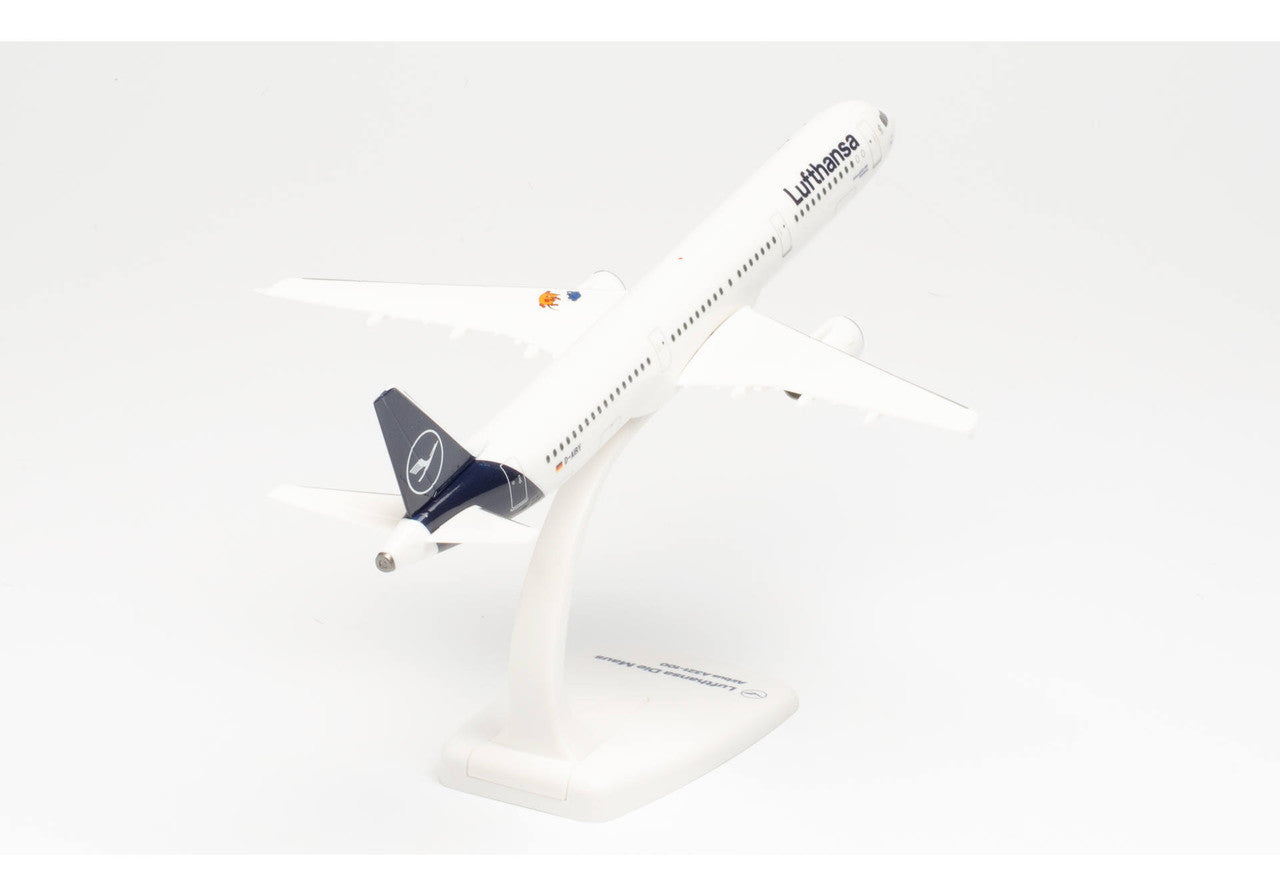 Herpa Lufthansa Airbus A321 "Die Maus" D-AIRY 1/200 Scale