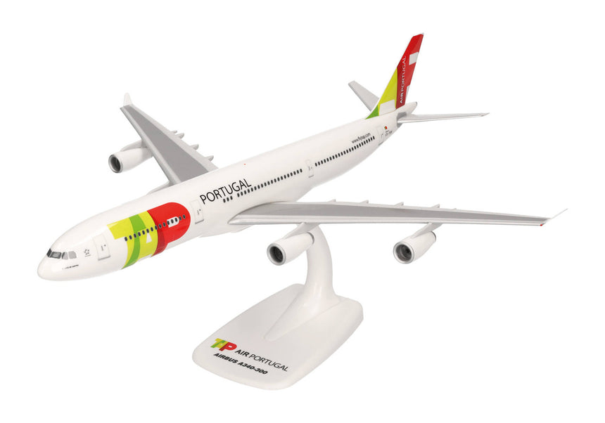 Herpa Snap Fit TAP Air Portugal Airbus A340-300 - CS-TOB "D. João de Castro" 1/200 Scale
