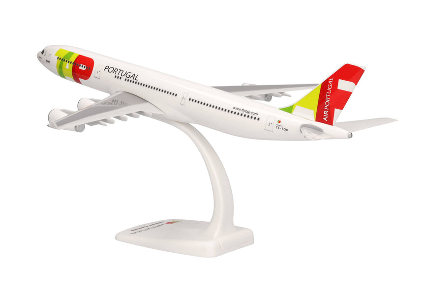 Herpa Snap Fit TAP Air Portugal Airbus A340-300 - CS-TOB "D. João de Castro" 1/200 Scale