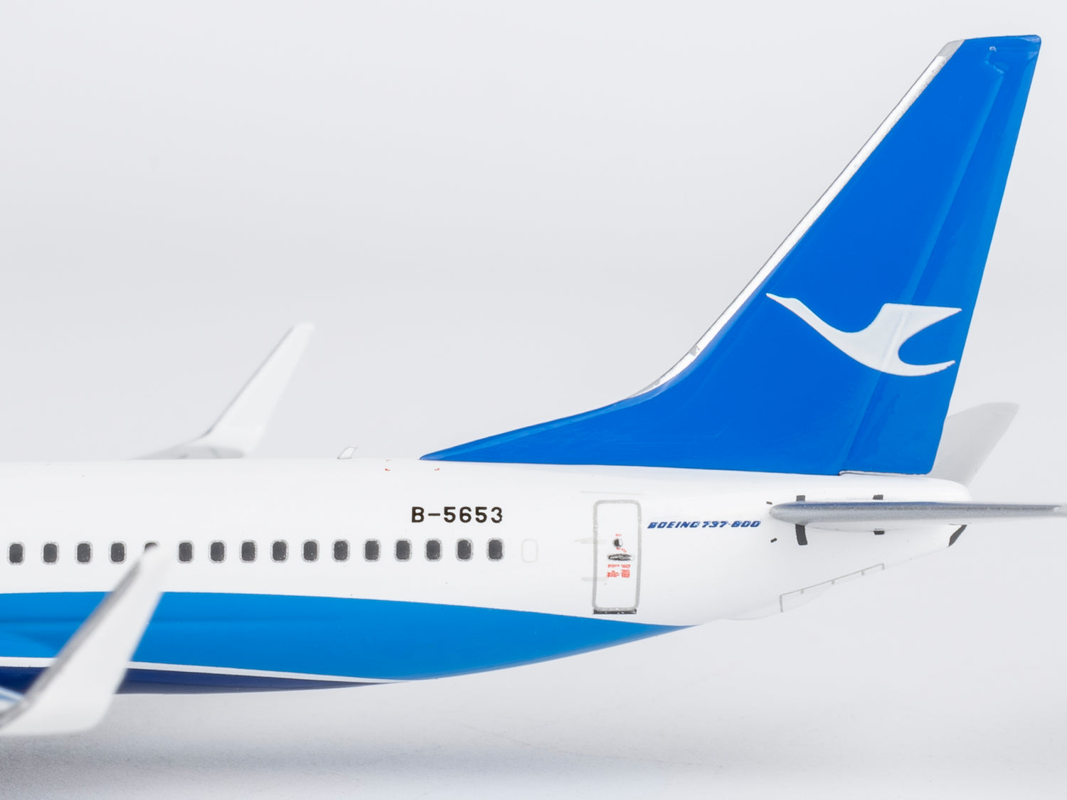 NG Models Xiamen Airlines Boeing 737-800/w B-5653 1/400 Aircraft Scale Model