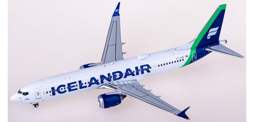 Phoenix Icelandair Boeing 737-900Max TF-ICB 1/400 Aircraft Scale Model