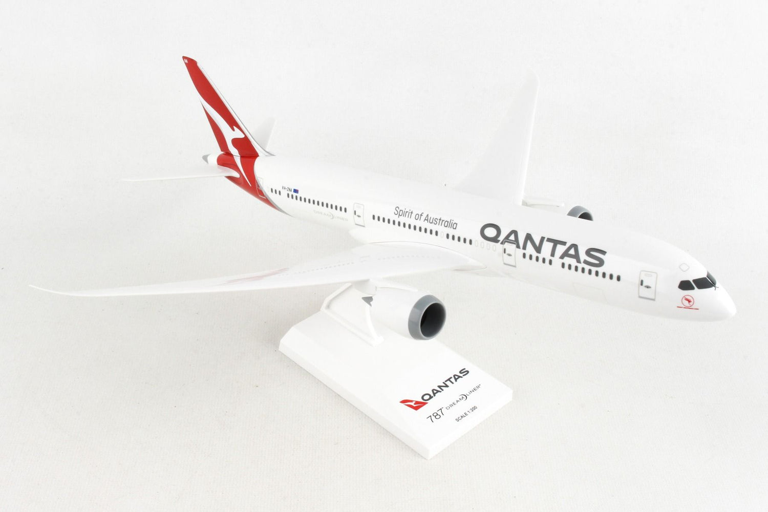 SkyMarks Qantas Boeing 787-9 New Livery 1/200 Scale