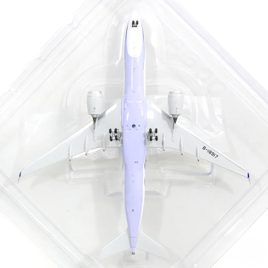Phoenix China Airlines Airbus A350-900 B-18917 '60 Years' 1/400 Aircraft Scale Model
