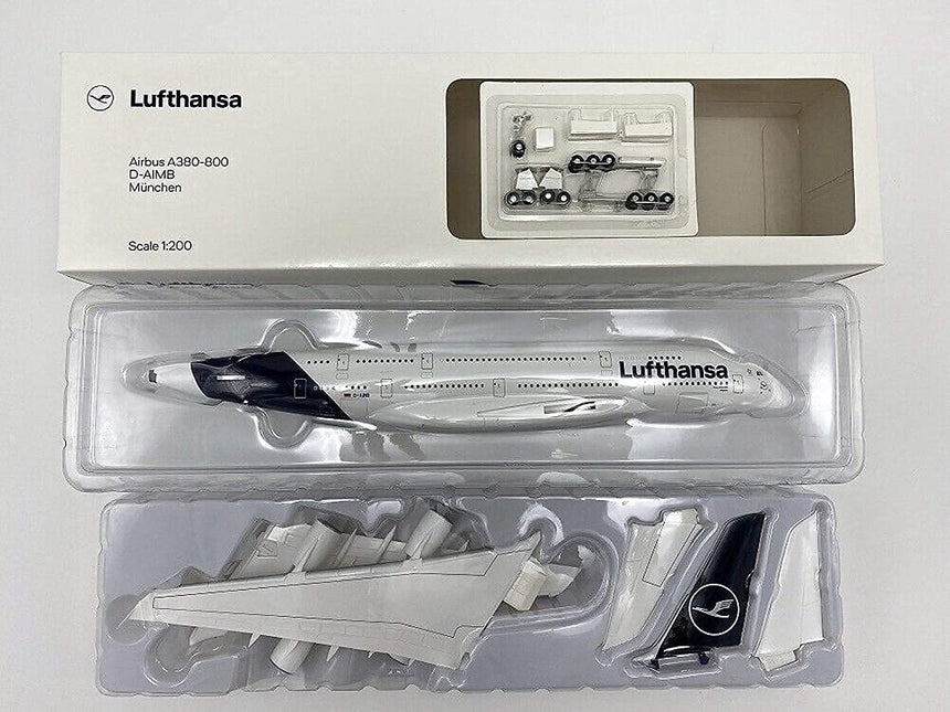Hogan Lufthansa Airbus A380-800 New Livery 1/200 Aircraft Scale Model