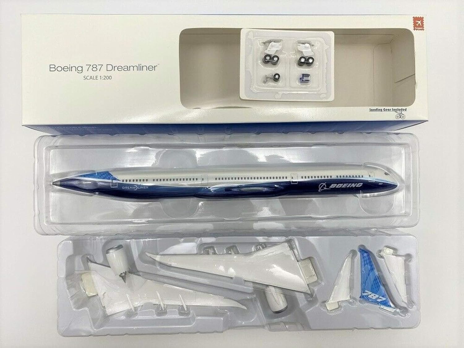 Hogan Boeing 787-10 Dreamliner Boeing Colors 1/200 Scale