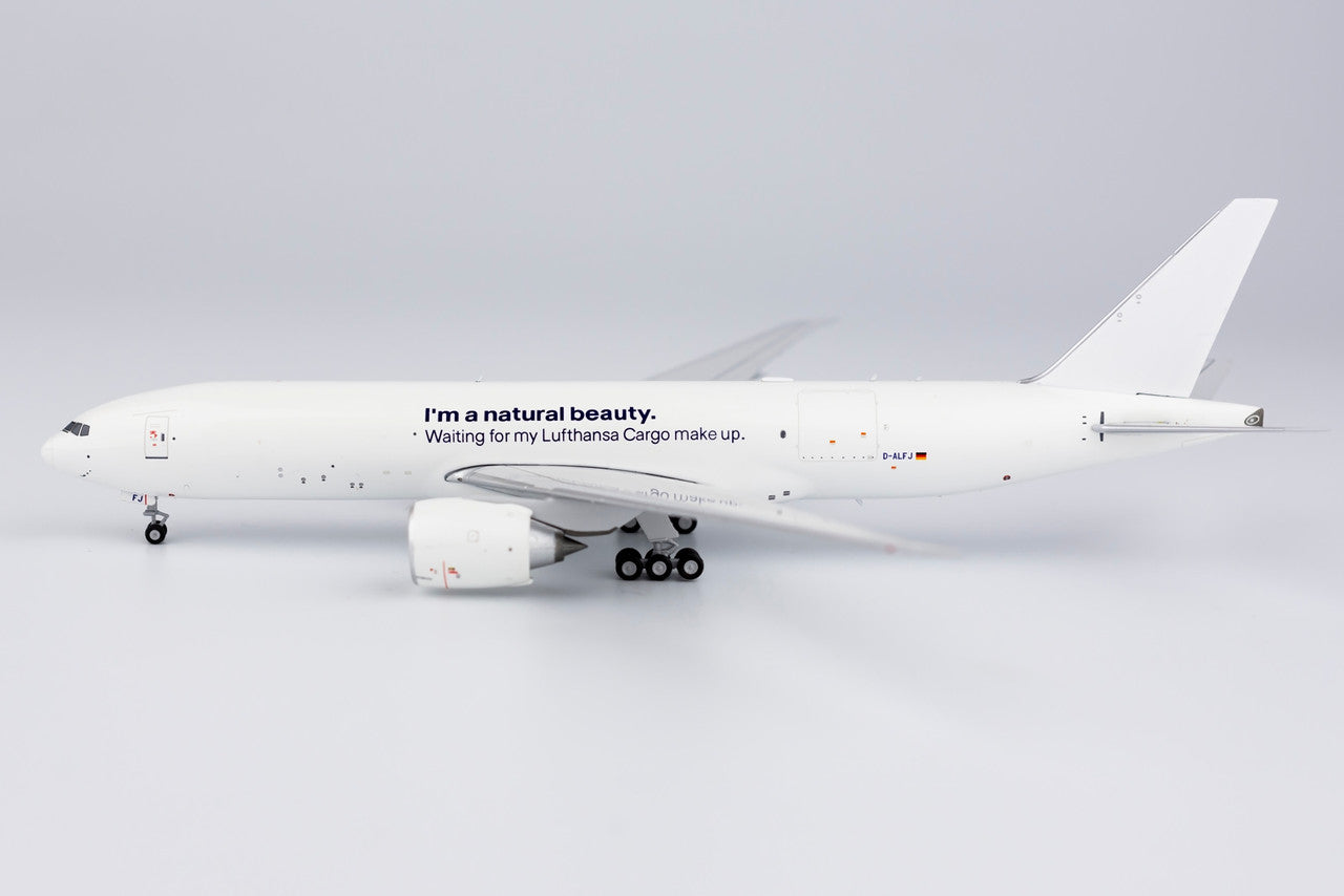 NG Models Lufthansa Cargo Boeing 777F D-ALFJ 1/400 Aircraft Scale Model