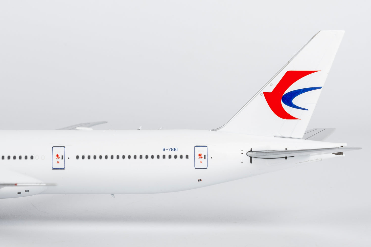 NG Models China Eastern Airlines Boeing 777-300ER B-7881 1/400 Scale