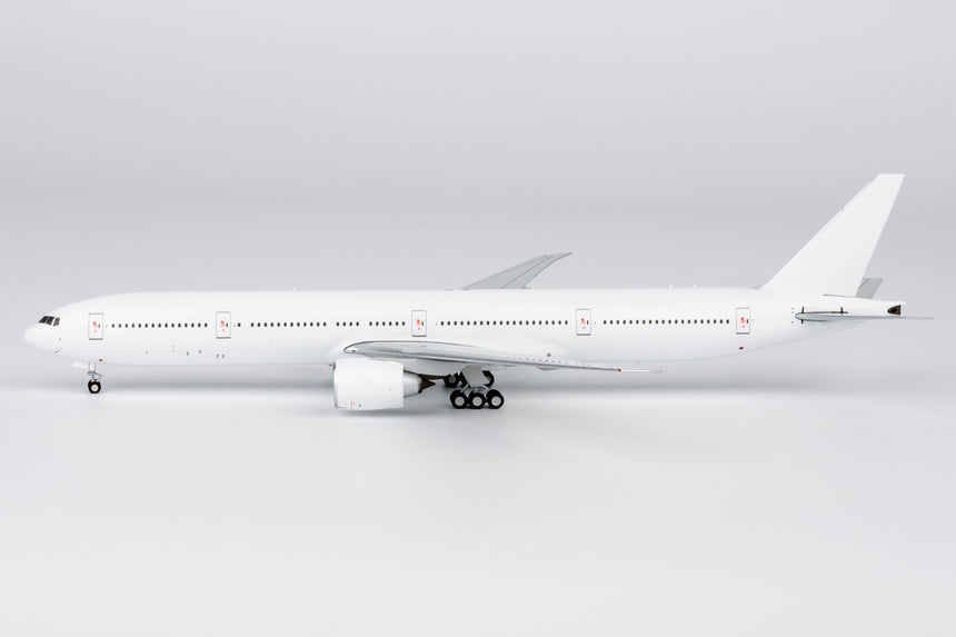 NG Models Blank Model Boeing 777-300ER 1/400 Aircraft Scale Model
