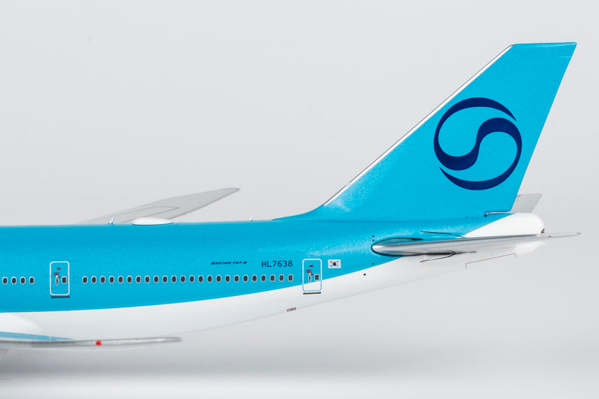 NG Models Korean Air (2025's livery) Boeing 747-8 HL7638 1/400 Aircraft Scale Model