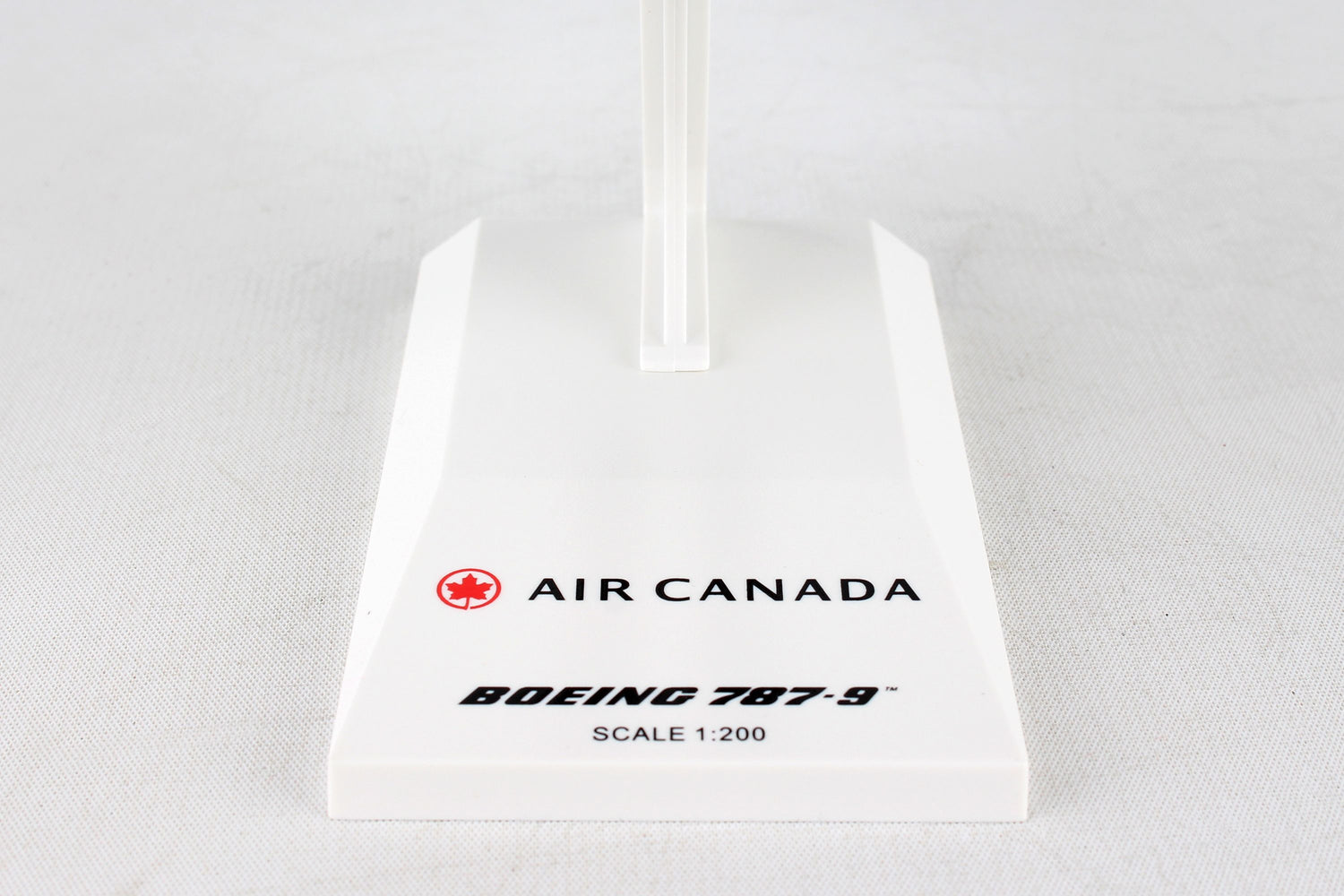 SkyMarks Air Canada Boeing 787-9 1/200 Scale