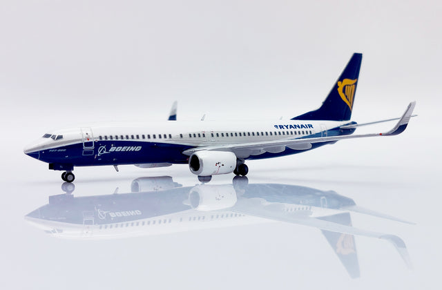 JC Wings Ryanair Boeing 737-800 "Dreamliner" (EI-DCL) 1/400 Aircraft Scale Model
